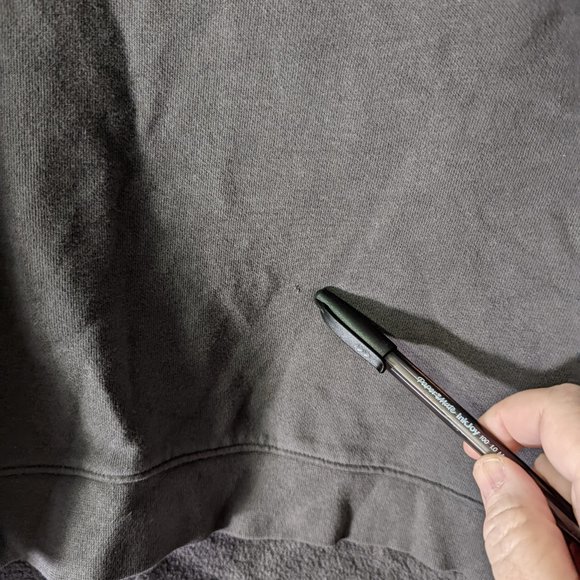 Under Armour Coldgear Grey & Burgundy Pullover Sweatshirt - Picture 6 of 8